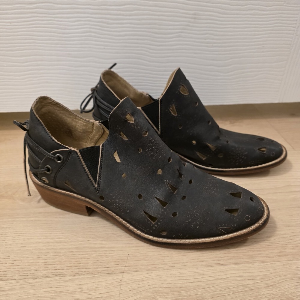 Musse & Cloud Anthro‎ Black Leather Cut-Outs Coolise Festival Ankle Boots Size 9